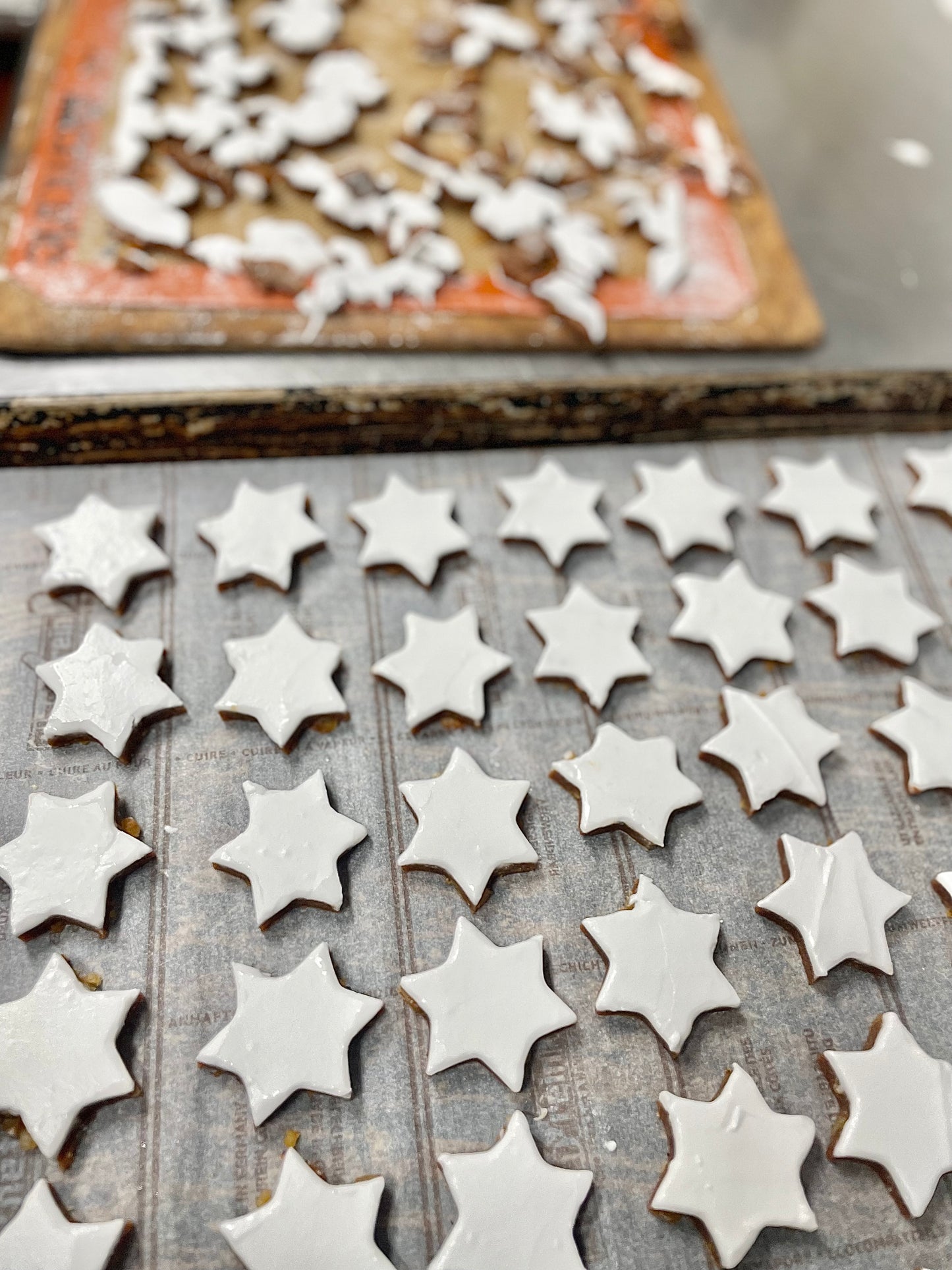 【常温発送】ドイツのクリスマス菓子 ツィムトシュテルン&モーンド