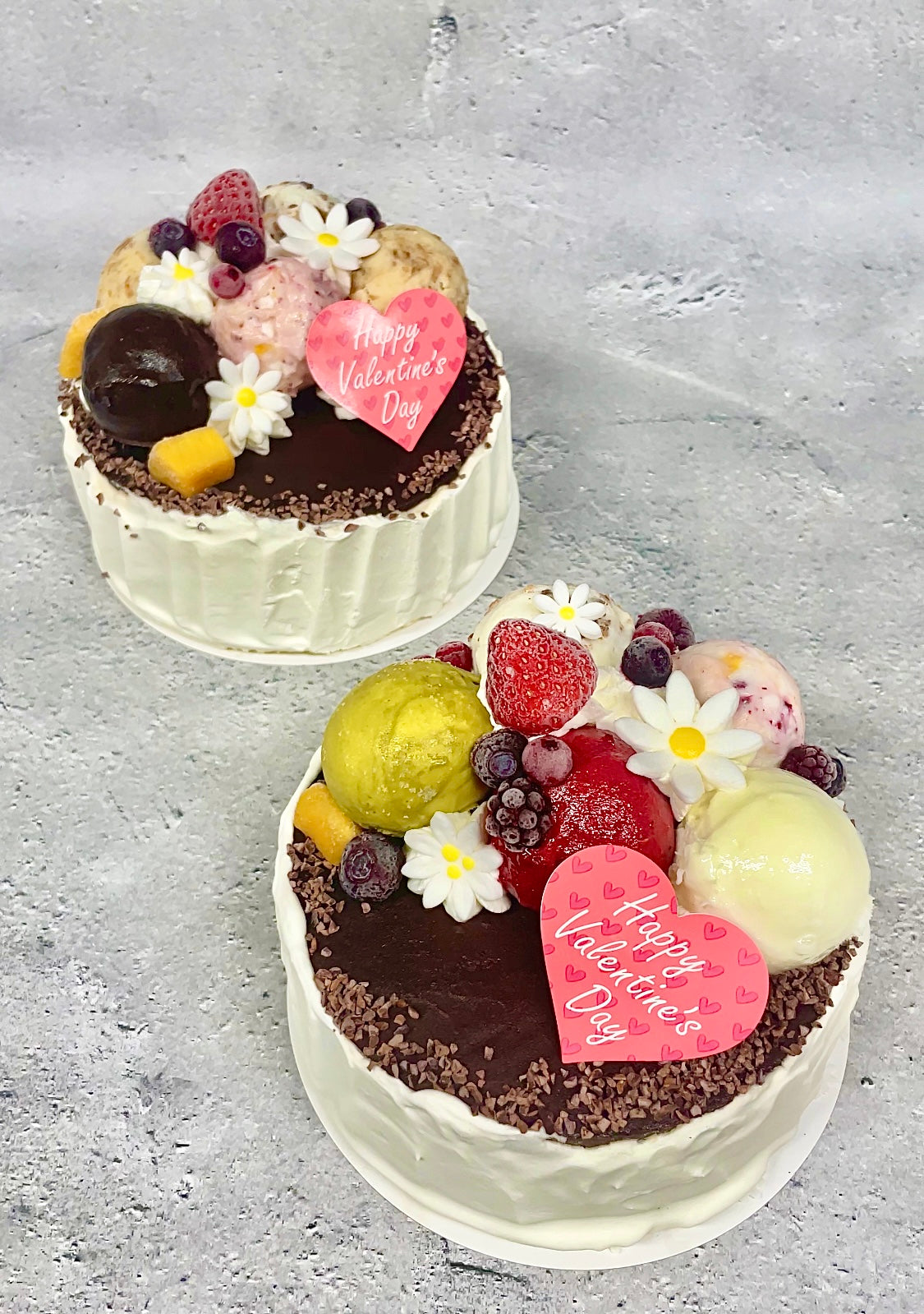 【冷凍発送】HIDAKAのオーダージェラートケーキ「チョコソルベのアイスケーキ」