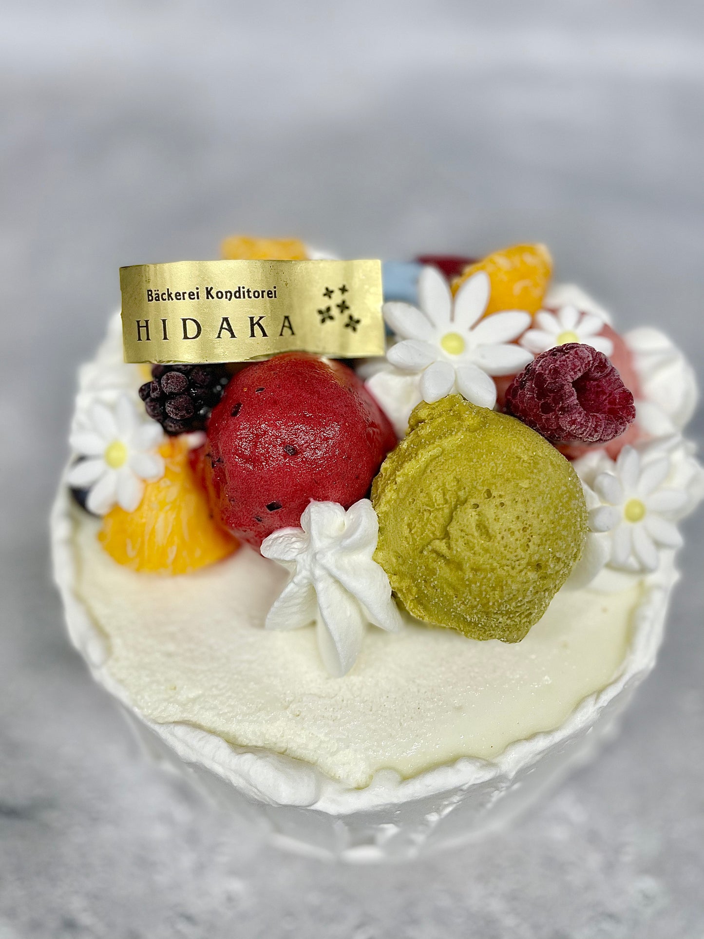 【冷凍発送】HIDAKAのオーダージェラートケーキ「木次ミルクのアイスケーキ」