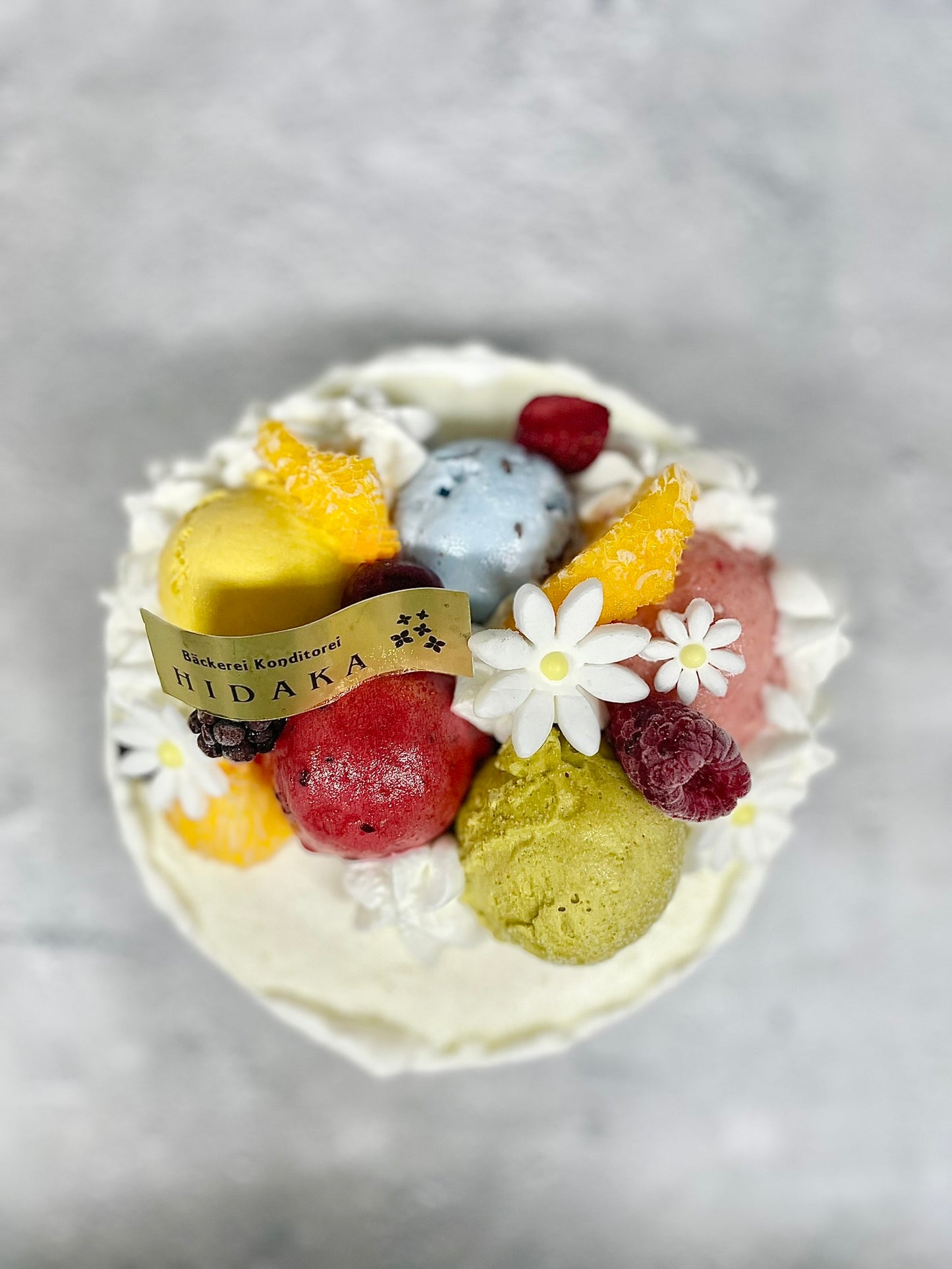 【冷凍発送】HIDAKAのオーダージェラートケーキ「木次ミルクのアイスケーキ」