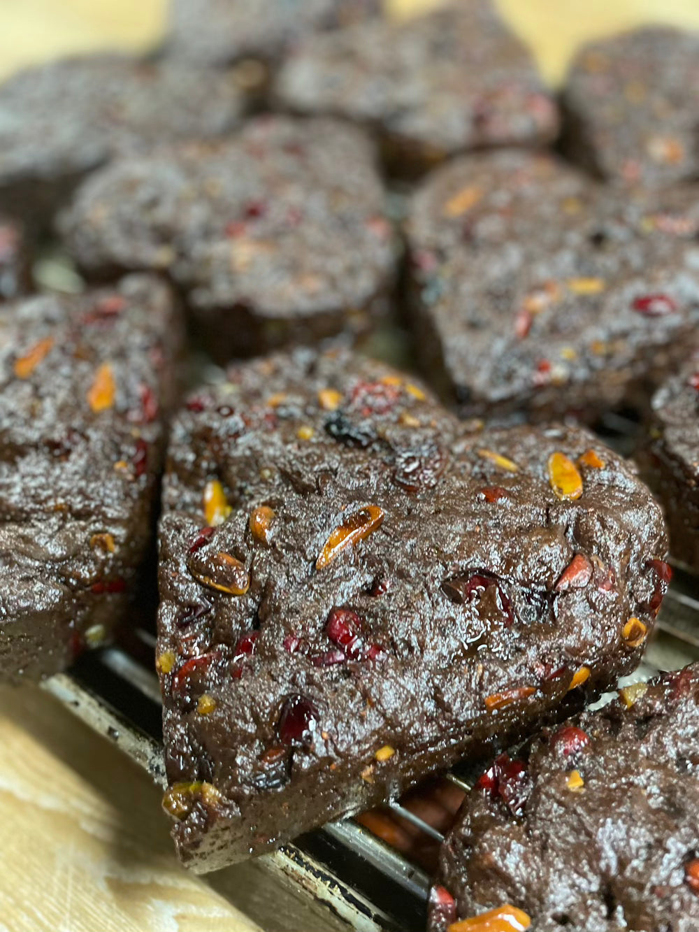 【常温発送】ドイツの菓子屋のシュトレン「ヘルツシュトレン」Herz-Stollen 2024