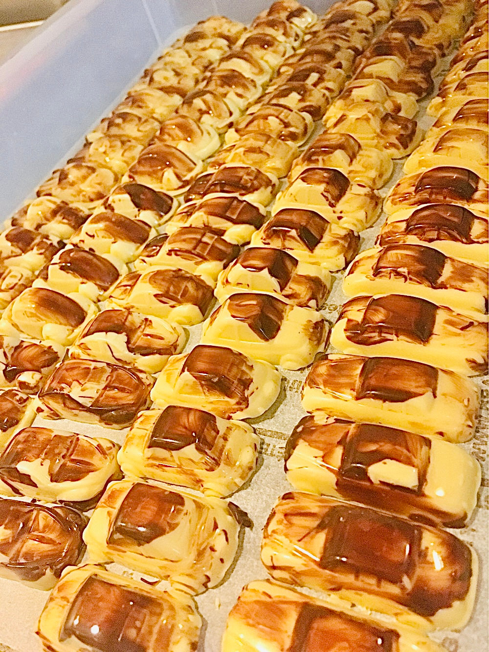 【限定生産】ブーブー!! ベルギー産クーベルチュールチョコの利きチョコセット