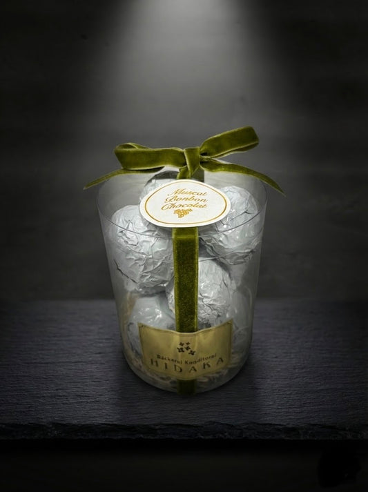 【限定生産】出雲シャインマスカットのボンボンショコラ