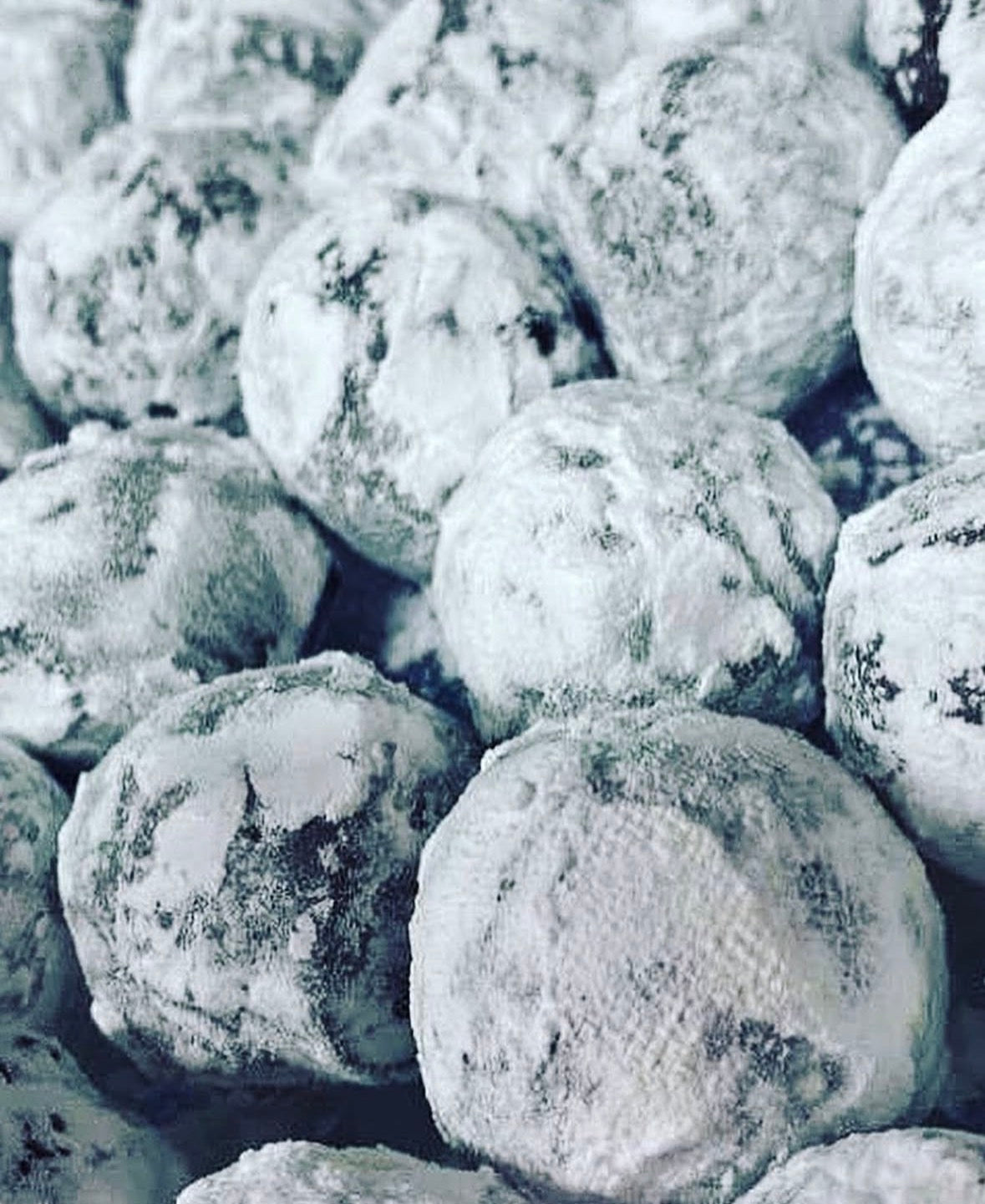 【限定生産】プレミアムシングルBOX(一粒入り）出雲シャインマスカットのボンボンショコラ